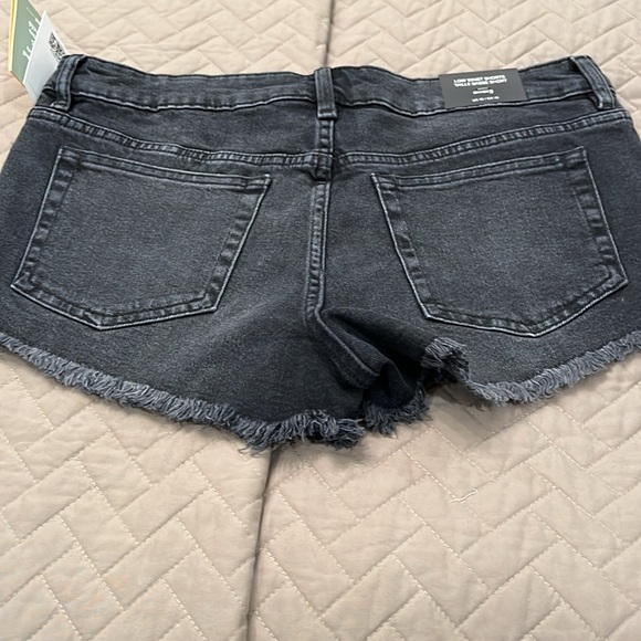 H&M Dark Gray Low Waist Denim Shorts/NWT/10 - Picture 10 of 10